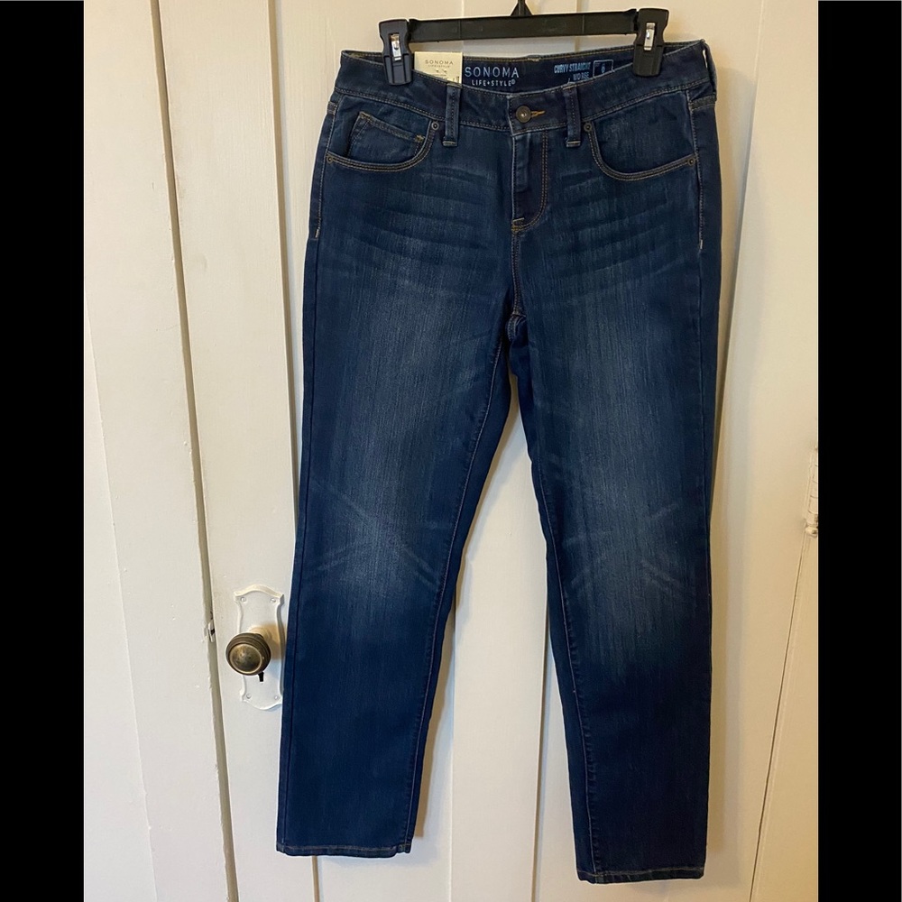 Sonoma Curvy Straight Mid Rise Jeans Size 6 - NWT